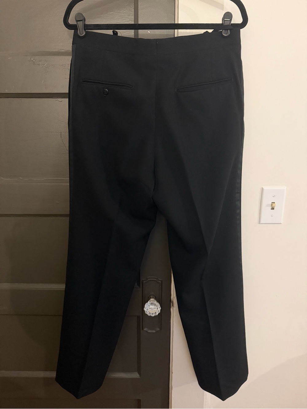 Tuxedo - Picture 3 of 6